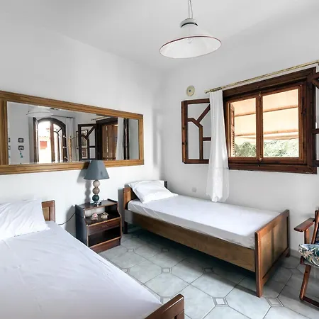 Beautiful House Apartament Mola Kalyva